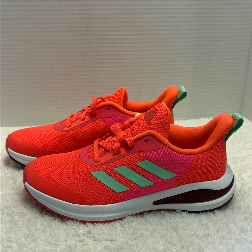 Adidas FortaRun K Big Girl Sneaker Neon Pink Lightweight Size 3.5   NWT
